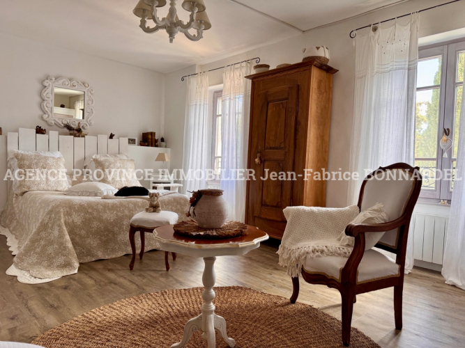 Maison de village en pierre