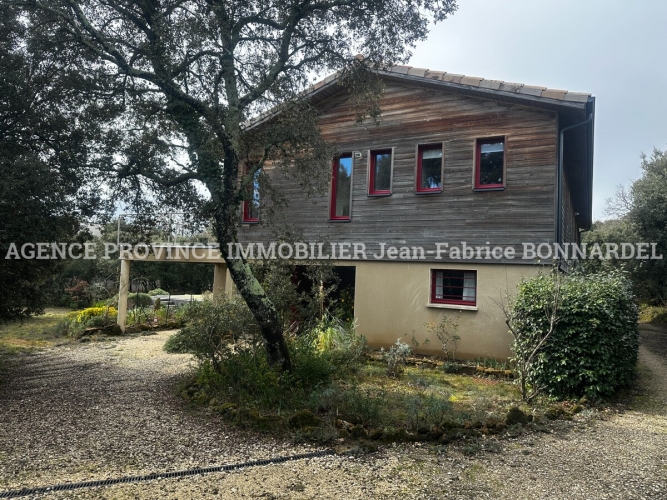 Très belle villa en ossature bois avec Vue magnifique sur le Mont Ventoux