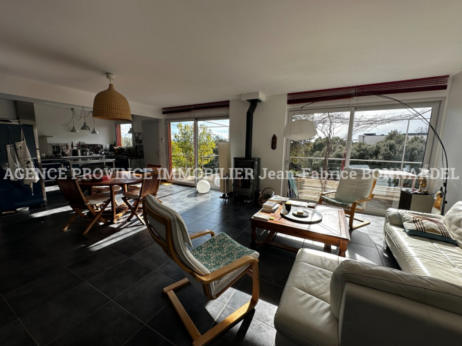 Très belle villa en ossature bois avec Vue magnifique sur le Mont Ventoux