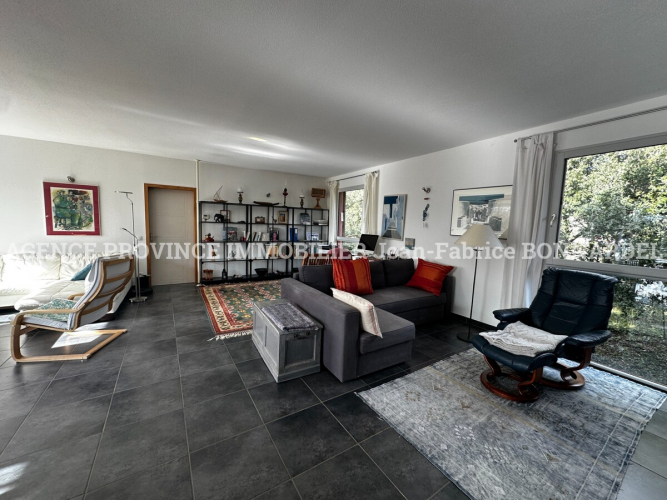 Très belle villa en ossature bois avec Vue magnifique sur le Mont Ventoux