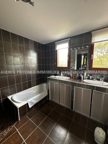 Très belle villa en ossature bois avec Vue magnifique sur le Mont Ventoux