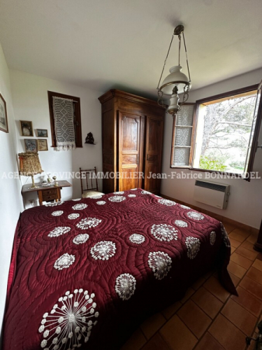 Villa provençale avec grand terrain