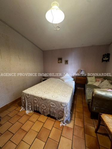 Villa provençale avec grand terrain