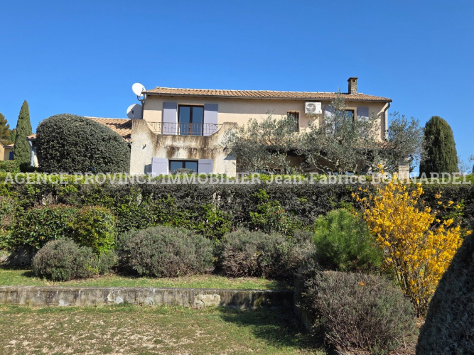 Proche des commerces