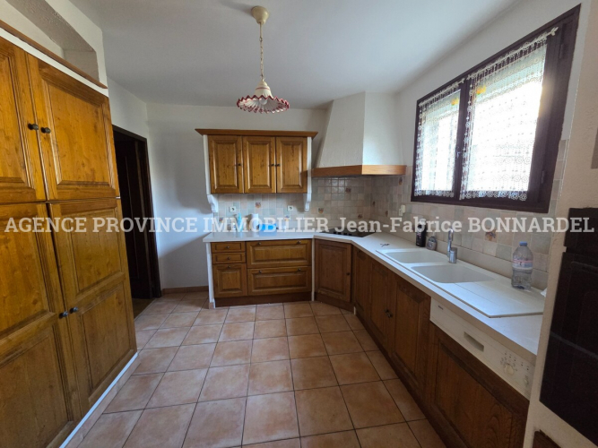 Proche des commerces