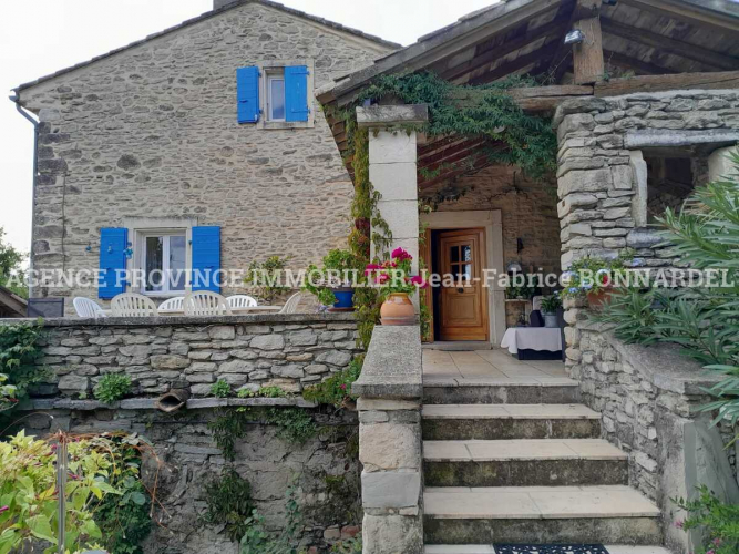 Propriété de charme avec vue magnifique