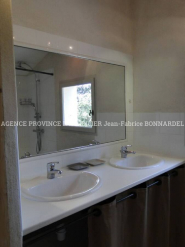 Elégante Bastide dans un cadre verdoyant