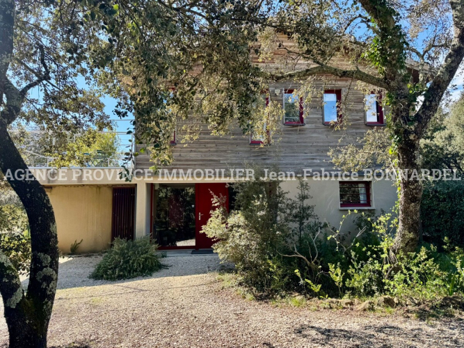 Très belle villa en ossature bois avec Vue magnifique sur le Mont Ventoux