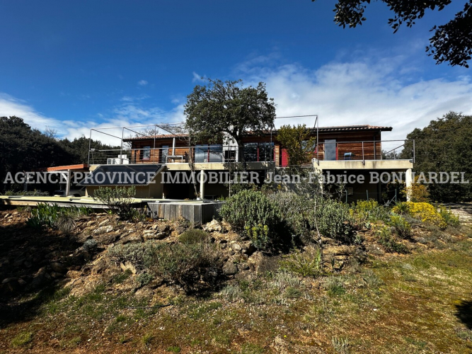 Très belle villa en ossature bois avec Vue magnifique sur le Mont Ventoux