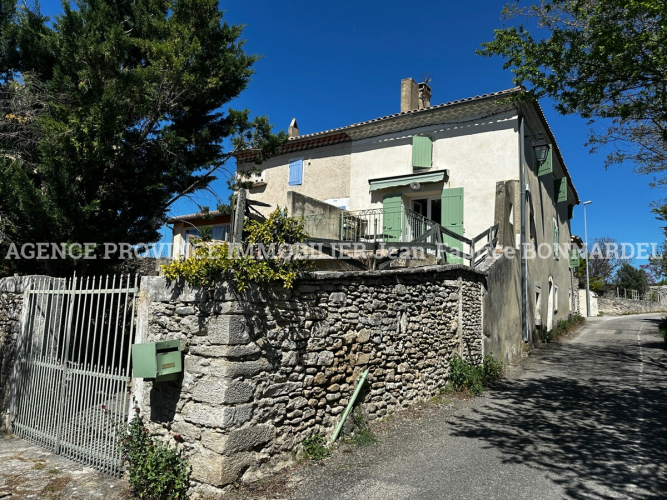 Maison de charme avec espace extérieur