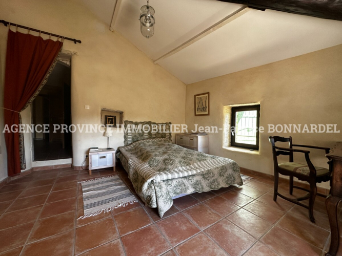 Maison de charme avec espace extérieur