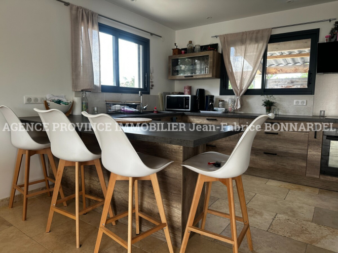 Villa contemporaine, Secteur résidentiel