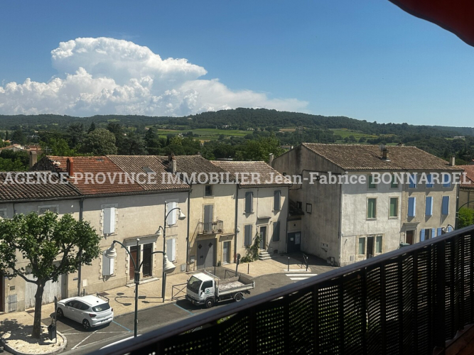 Spacieux Appartemnt avec 2 Balcons