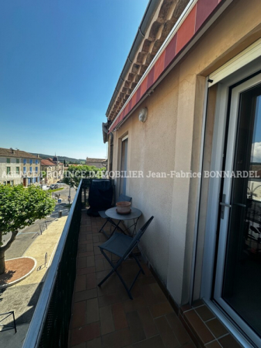 Spacieux Appartemnt avec 2 Balcons