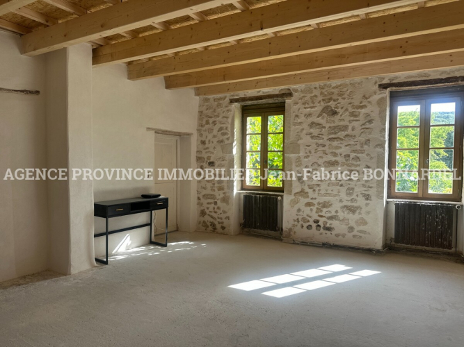 Maison de Charme Village recherché