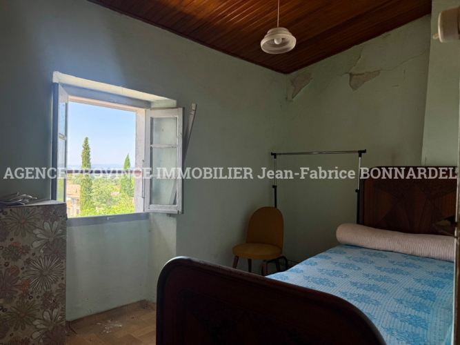 Maison de village à rénover